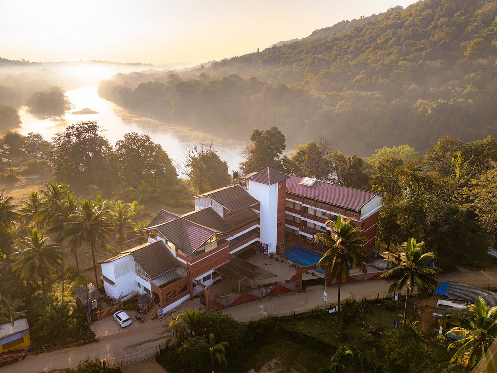 Dandeli Serene River Resort